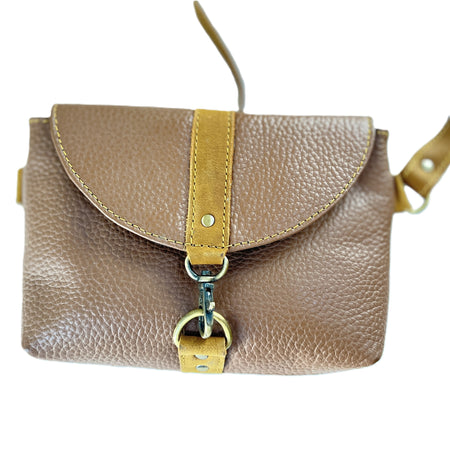 Couleur Beige Classic Belt Bag