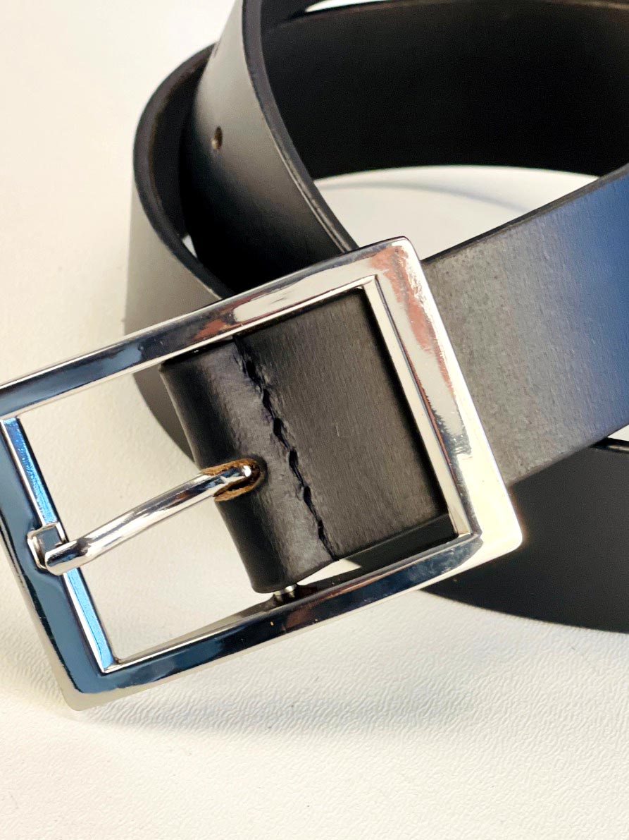 Manchester Black Rectangular Belt