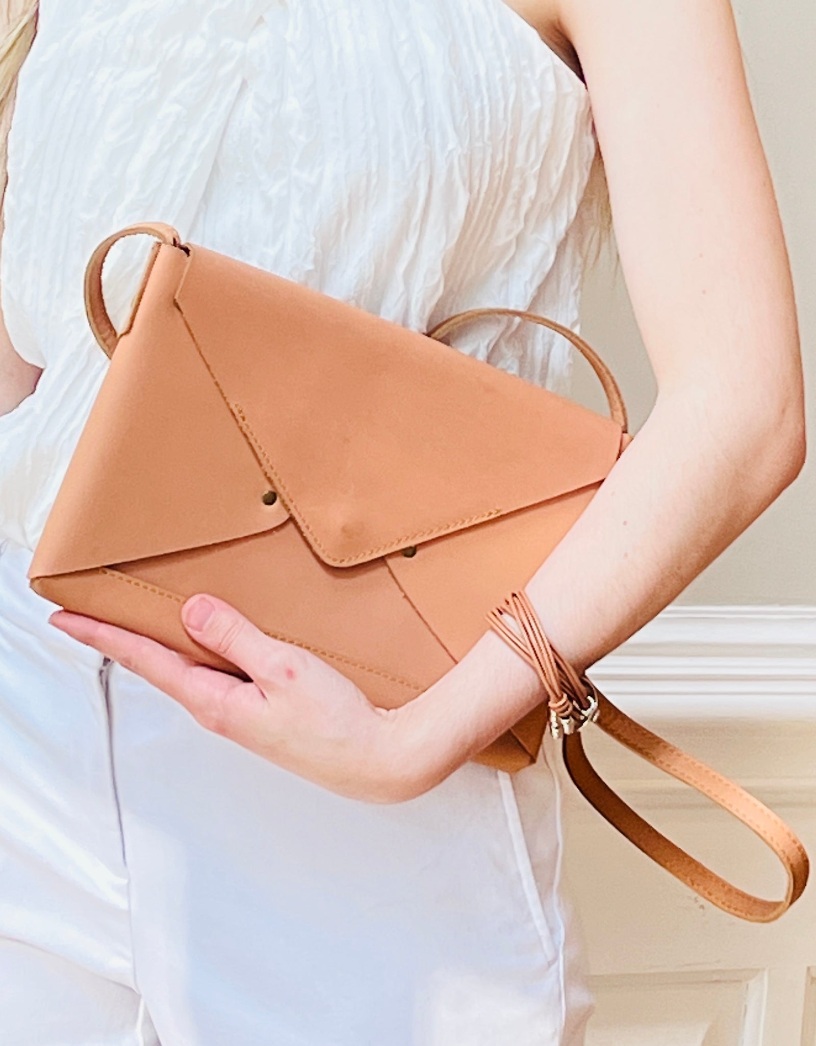 Leather Envelope Crossbody Purse Camel